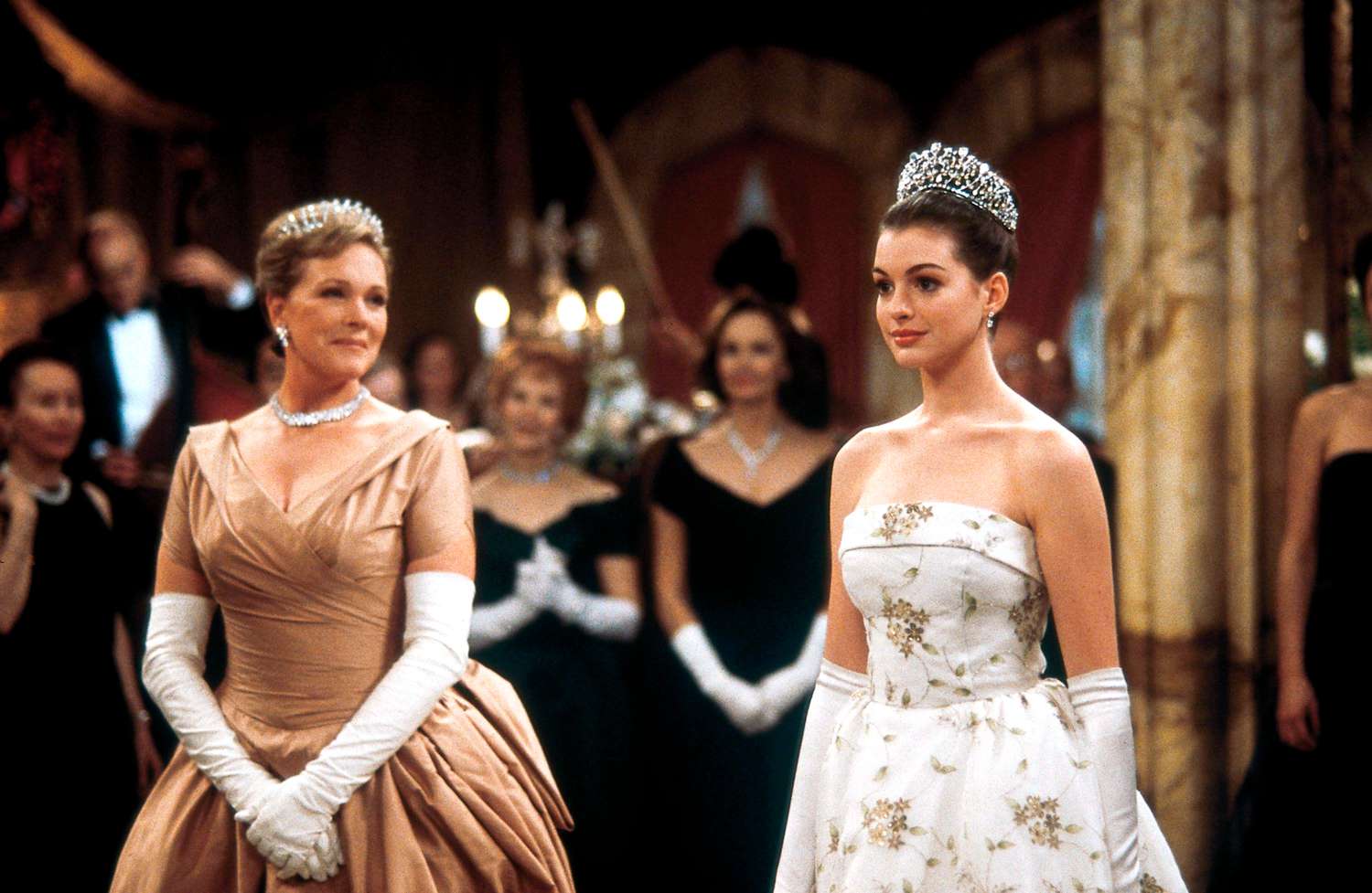 Anne Hathaway Confirms ‘Princess Diaries 3’